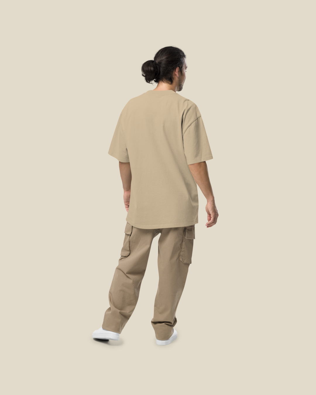 T-shirt oversize Oran Sunset qalbi vue de dos – coupe oversize khaki